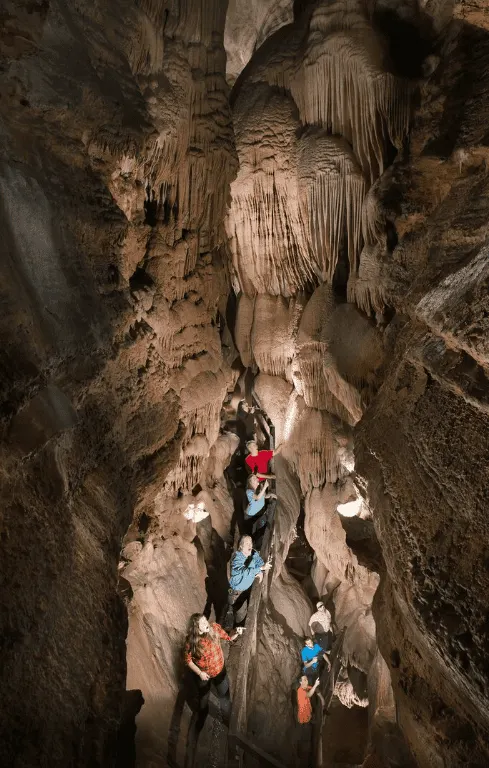 Over 20 Great Things to do with Family in Branson, MO on Vacation 16 Talking Rocks Caverns