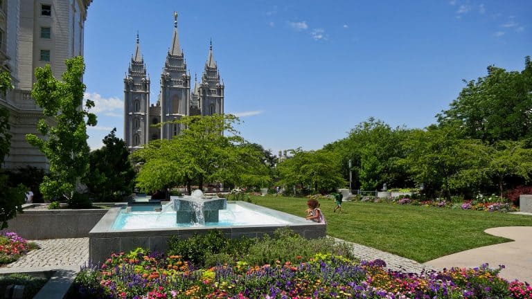 things to do in Salt Lake City with kids include visiting temple square