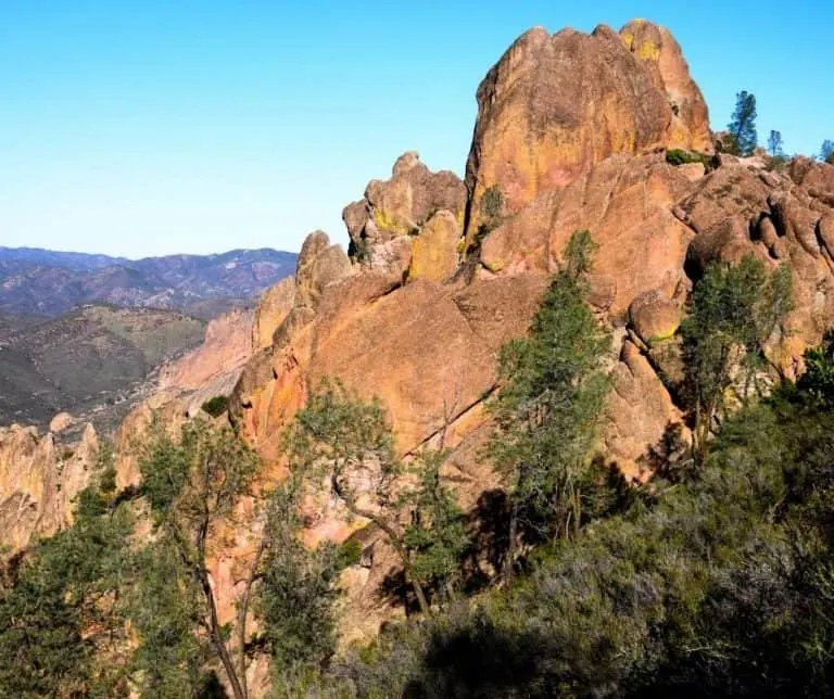 The 10 Best Things to do in Monterey with Kids 13 Pinnacles National Park