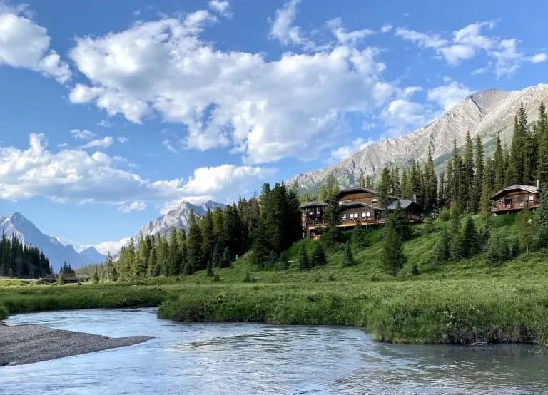 Mount Engadine Cabins in Alberta