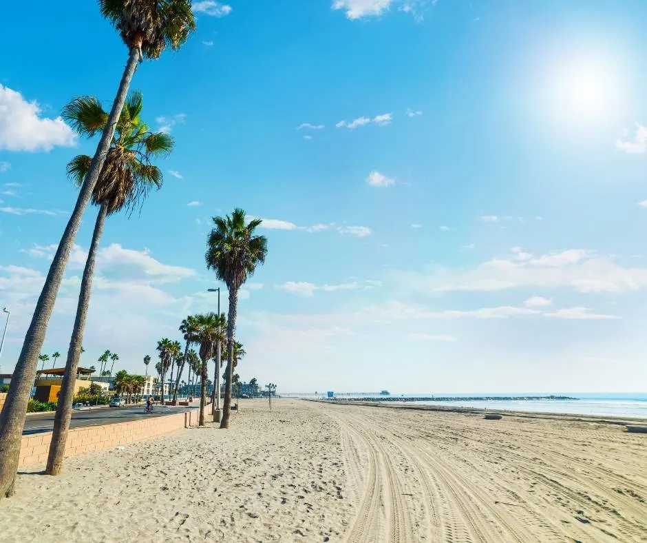 Oceanside Beach is one of the best beaches near Carlsbad