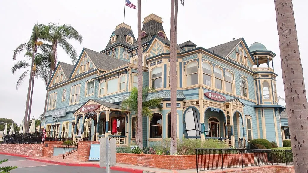 Carlsbad Village Twin Inns Building