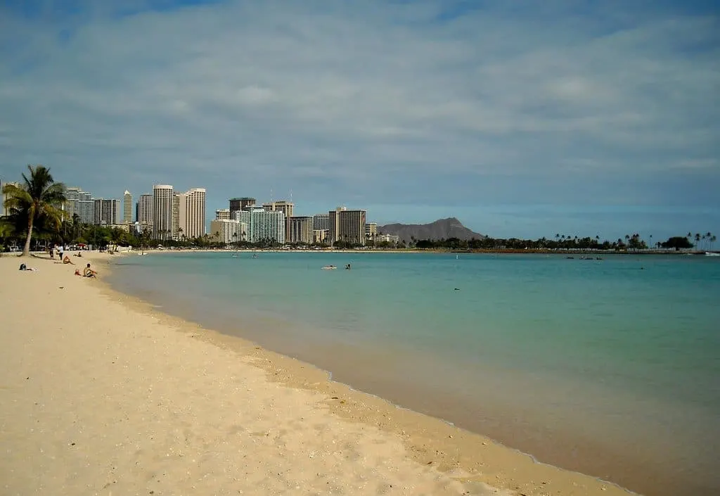 14 Fabulous Beaches in Oahu for Families 1