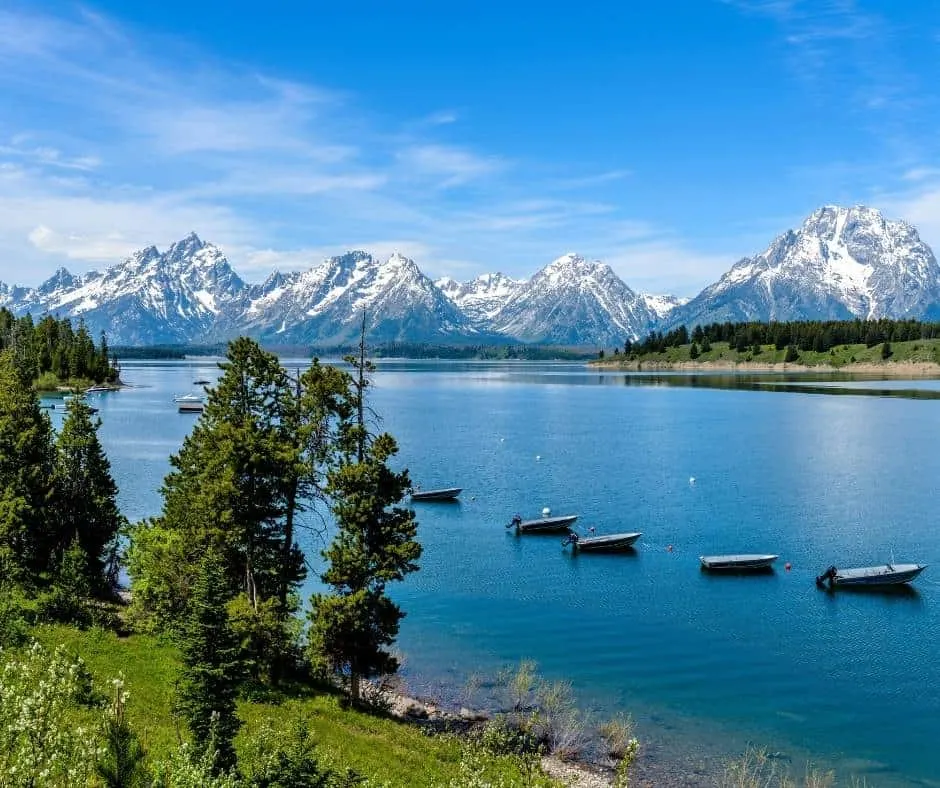 Lakeshore Trail on Jackson Lake in Grand Teton National Park