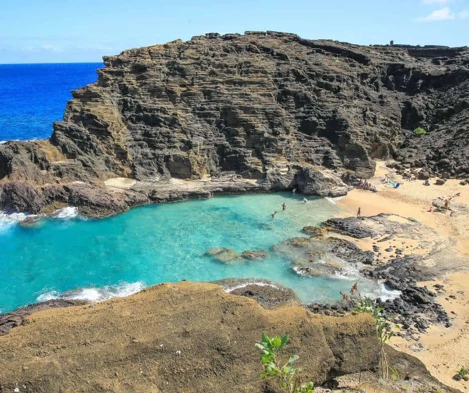 14 Fabulous Beaches in Oahu for Families 2