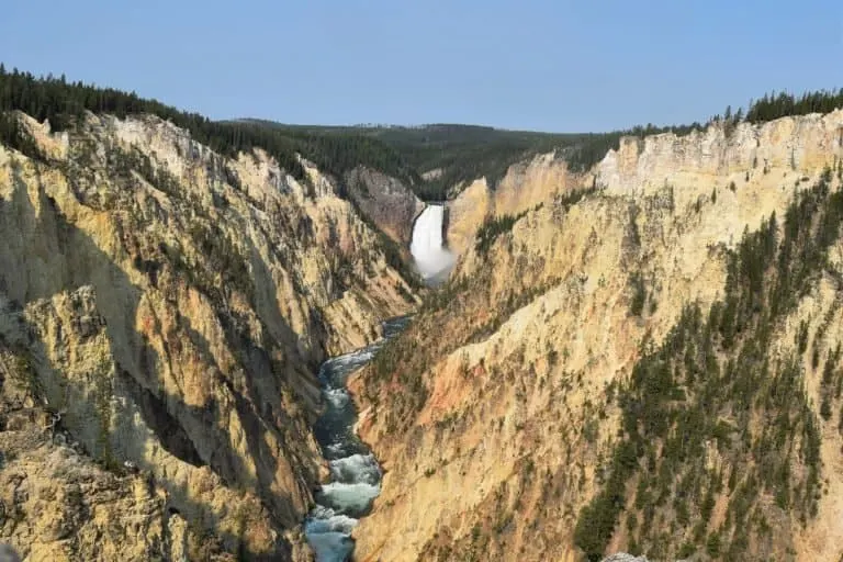 one of the best things to do in Yellowstone National Park is visit the Grand Canyon of Yellowstone