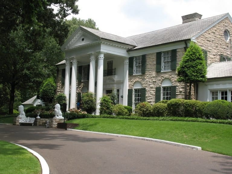 Visiting Graceland is one of the fun things to do in Memphis with kids