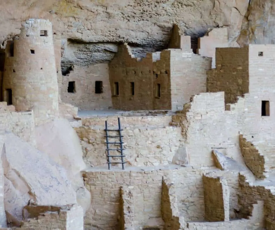 8 Things to do in Mesa Verde National Park with Kids! 2