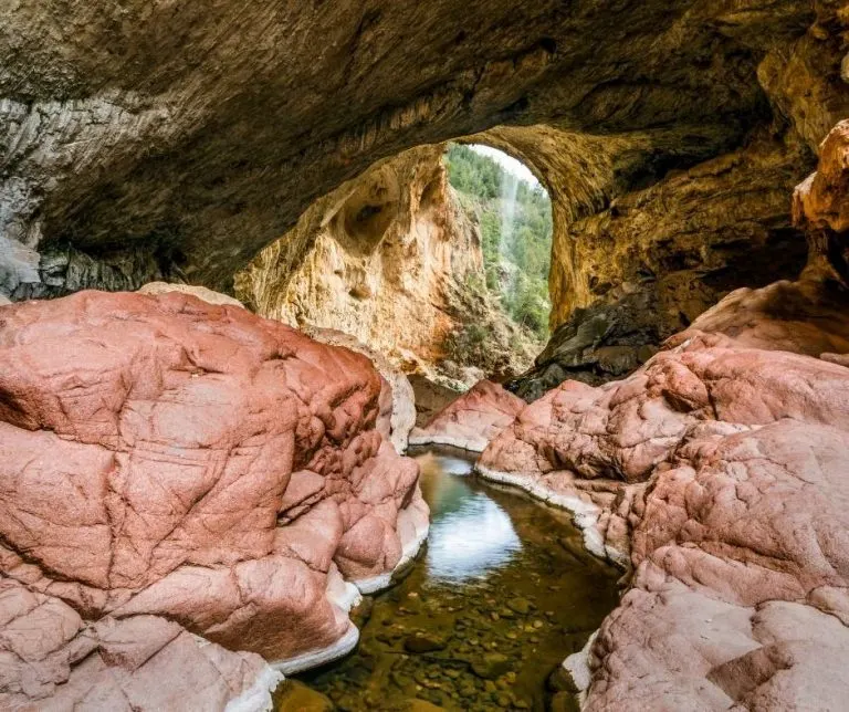 Tonto Natural Bridge State Park