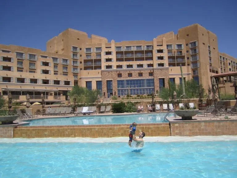 Pool at Tucson Marriott