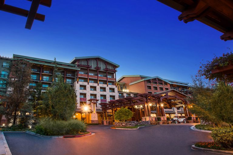 Disney's Grand Californian Hotel and Spa is a great resort for families at Disneyland