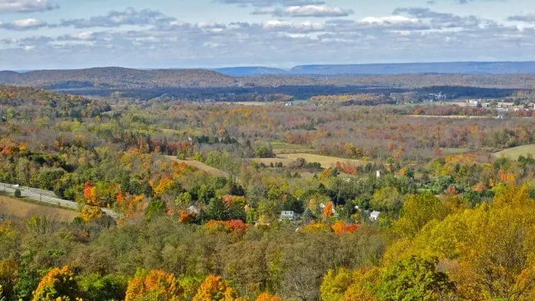 New Jersey Fall Foliage surrounding Allamuchy Mountian State Park