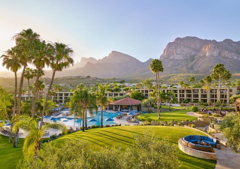 El Conquistador Tucson resort has a great pool area
