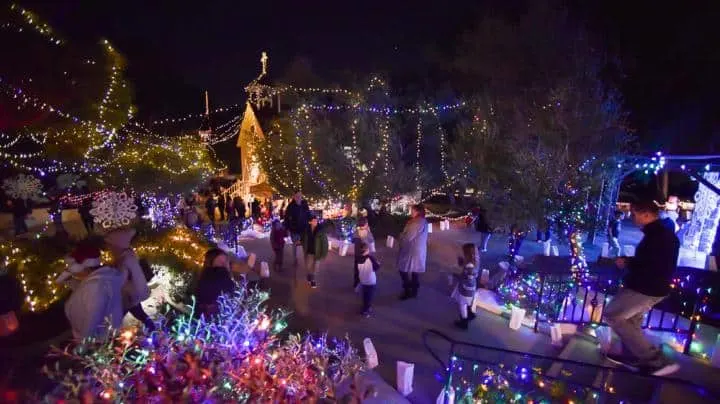 Candlelight Walk in Heritage Hill Historical Park Lake Forest