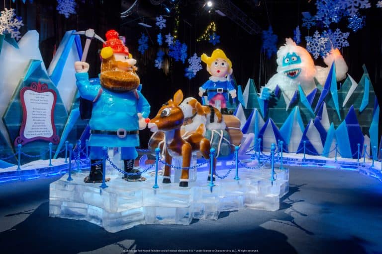 Christmas in Nashville should includde a visit to Gaylord Opryland to experience Ice!