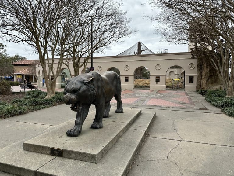 Mike the Tiger statue at LSU