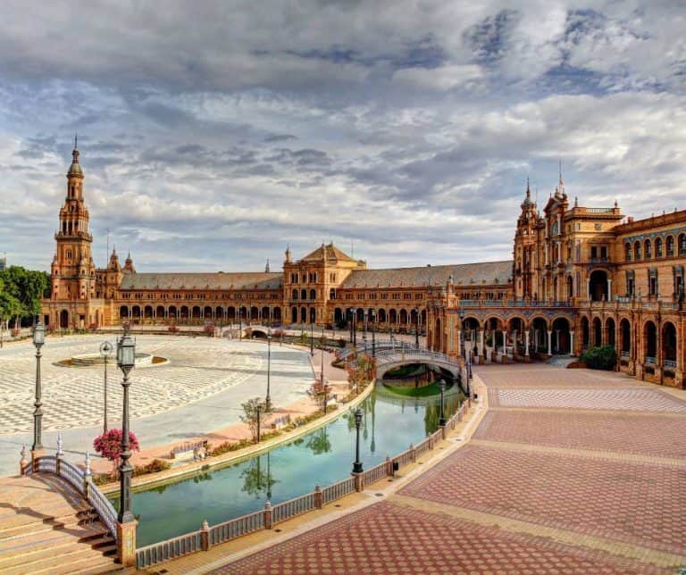 things to do in Seville Spain with kids include visiting the Plaza de Espana
