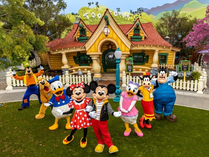10 Reasons We Love the New Toontown at Disneyland