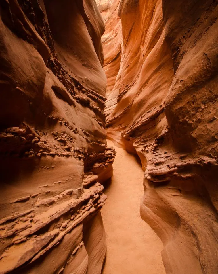 peek a boo slot canyon grand staircase escalante National Monument