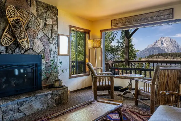 14 Fun Things To Do in Grand Teton National Park with Kids 32 Signal Mountain Lodge