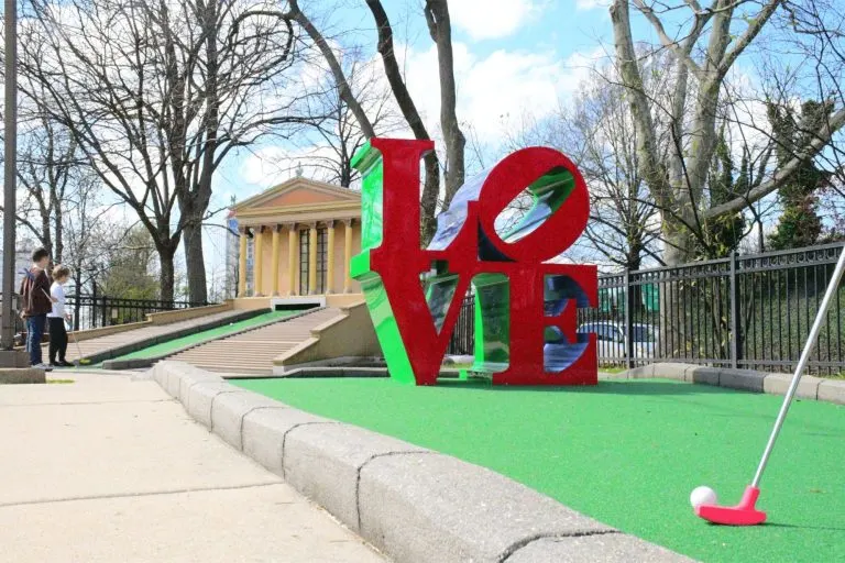 15 Awesome Things to do Outside in Philadelphia 11 Franklin Square Mini Golf