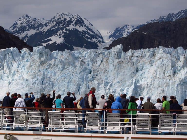 Glacier Bay Cruise Ship