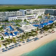 The 12 Best Resorts in Cancun for Families