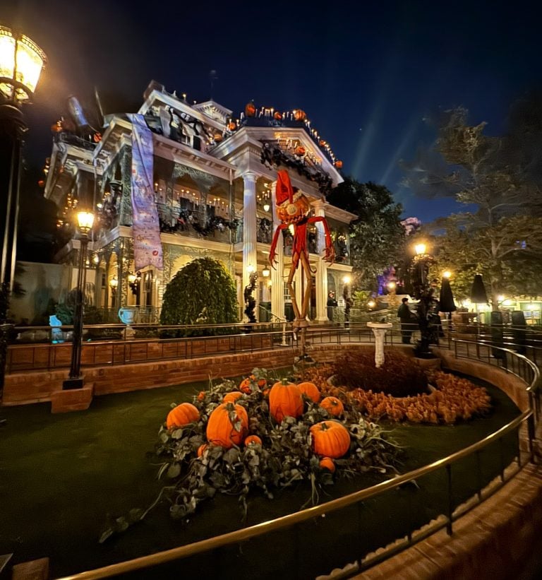 Haunted Mansion Holiday