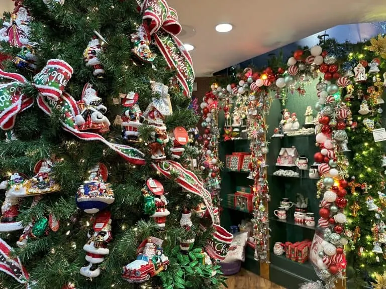 Kringle's Christmas Shop in Branson