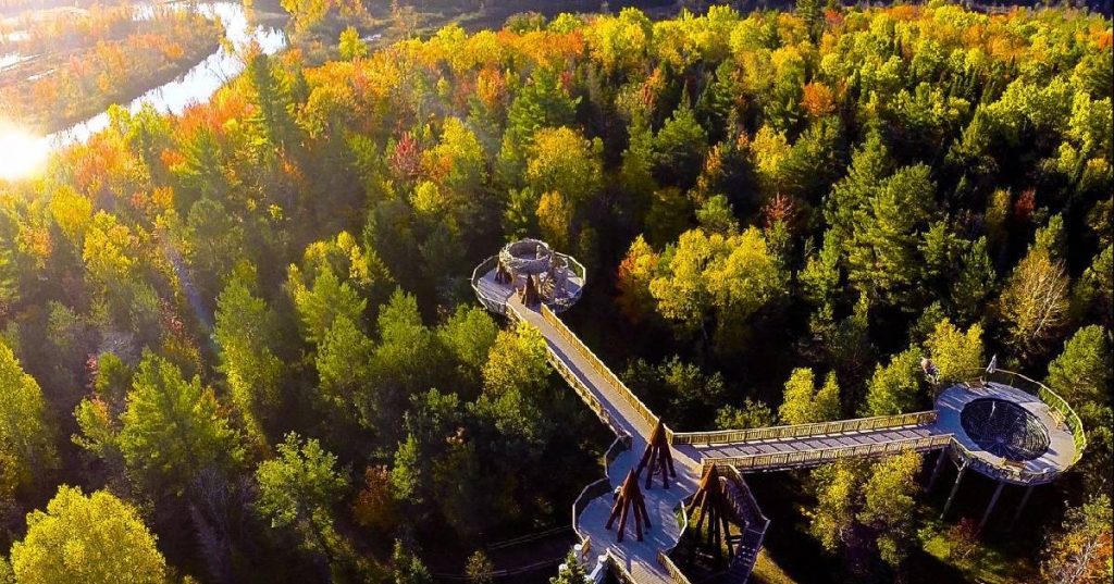 The Best Places to See Adirondack Fall Foliage 1