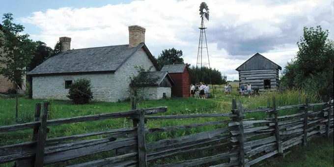 25 Awesome Things to do in Green Bay with Kids 22 Heritage Hill near Green Bay