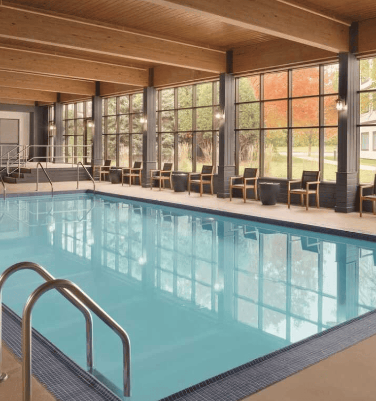 Oneida Hotel Indoor Pool