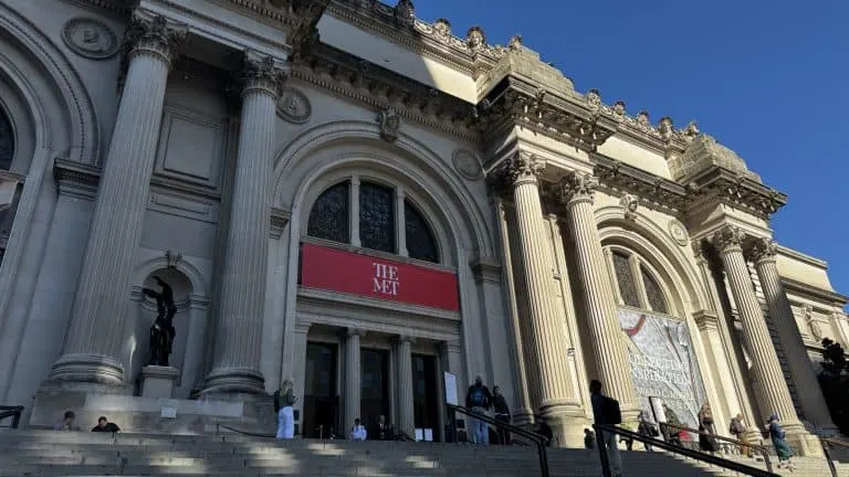 NYC Tours - View of the MET