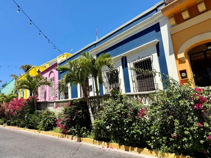 Angel Flores Streetin Mazatlan