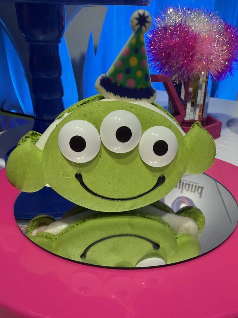 Disneyland 70- What We are Most Excited About 15 Alien macaron