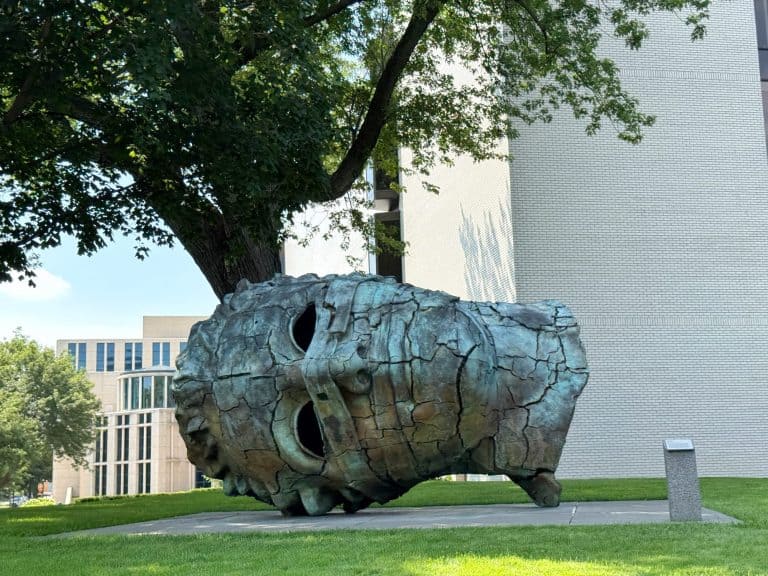 Minneapolis Institute of Art Sculpture
